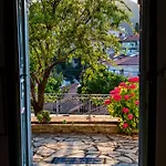 The Dream Villa Kastoria